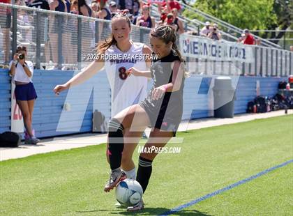 Thumbnail 2 in Wimberley vs. Randall (UIL 4A Soccer Division II Final) photogallery.