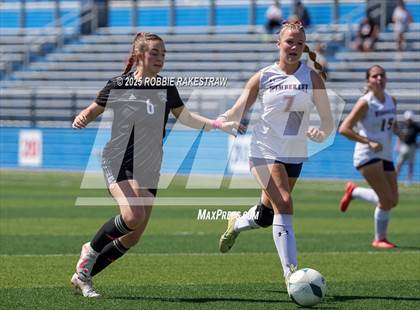 Thumbnail 1 in Wimberley vs. Randall (UIL 4A Soccer Division II Final) photogallery.
