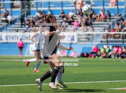 Thumbnail 2 in Wimberley vs. Randall (UIL 4A Soccer Division II Final) photogallery.