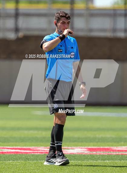 Thumbnail 1 in Wimberley vs. Randall (UIL 4A Soccer Division II Final) photogallery.