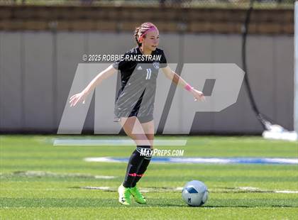 Thumbnail 2 in Wimberley vs. Randall (UIL 4A Soccer Division II Final) photogallery.