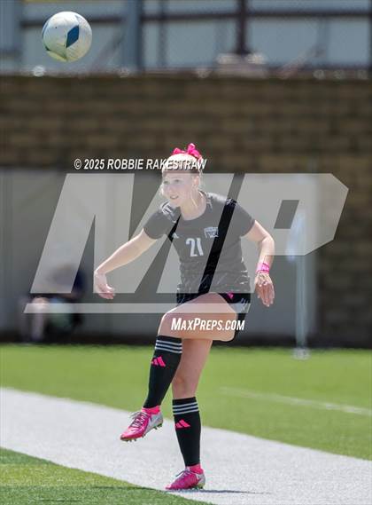 Thumbnail 1 in Wimberley vs. Randall (UIL 4A Soccer Division II Final) photogallery.