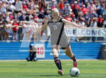 Thumbnail 2 in Wimberley vs. Randall (UIL 4A Soccer Division II Final) photogallery.
