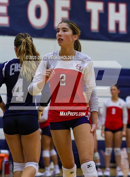 Thumbnail 2 in Smithtown East @ Smithtown West photogallery.