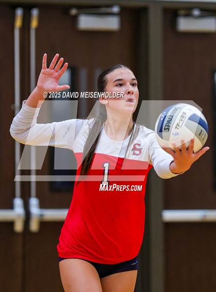 Thumbnail 2 in Smithtown East @ Smithtown West photogallery.
