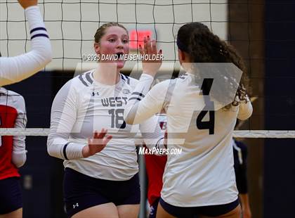 Thumbnail 2 in Smithtown East @ Smithtown West photogallery.
