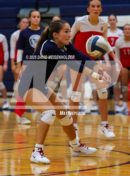 Thumbnail 3 in Smithtown East @ Smithtown West photogallery.