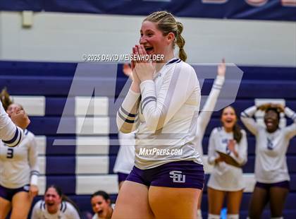 Thumbnail 1 in Smithtown East @ Smithtown West photogallery.