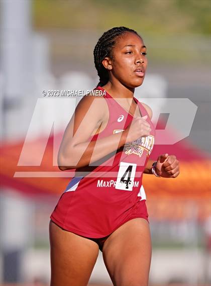 Thumbnail 3 in Esperanza vs. Portola vs. Villa Park (Tri Meet) photogallery.