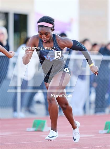 Thumbnail 1 in Esperanza vs. Portola vs. Villa Park (Tri Meet) photogallery.