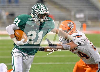 Thumbnail 3 in Canton Central Catholic vs. Coldwater (OHSAA Division V Final) photogallery.
