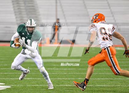 Thumbnail 2 in Canton Central Catholic vs. Coldwater (OHSAA Division V Final) photogallery.