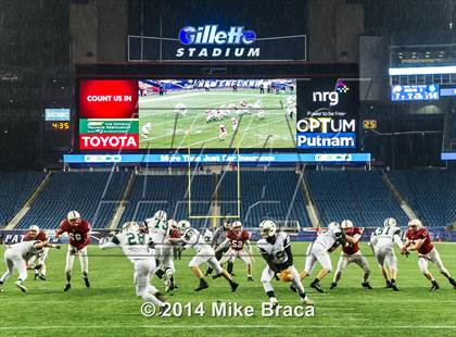 Thumbnail 1 in Melrose vs. Dartmouth (MIAA Division 3 Final) photogallery.