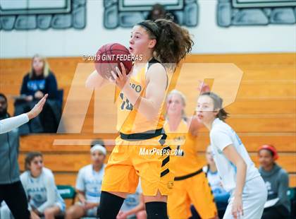 Thumbnail 1 in Valley Christian vs. Del Oro (Miramonte Showcase) photogallery.