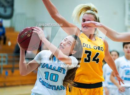 Thumbnail 1 in Valley Christian vs. Del Oro (Miramonte Showcase) photogallery.
