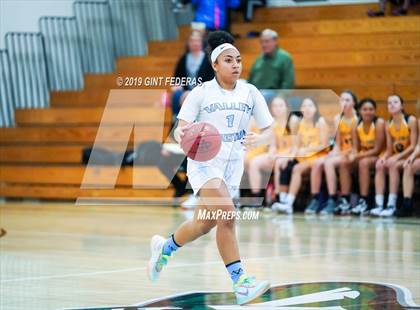 Thumbnail 1 in Valley Christian vs. Del Oro (Miramonte Showcase) photogallery.