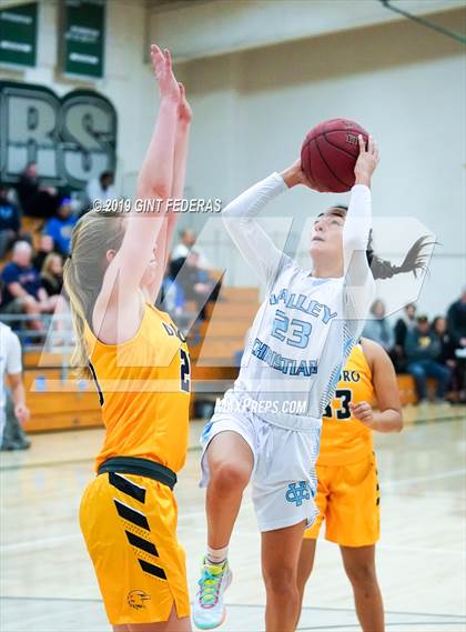 Thumbnail 1 in Valley Christian vs. Del Oro (Miramonte Showcase) photogallery.