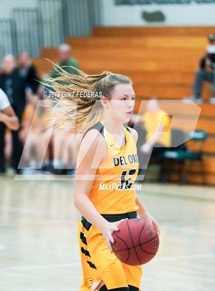 Thumbnail 1 in Valley Christian vs. Del Oro (Miramonte Showcase) photogallery.