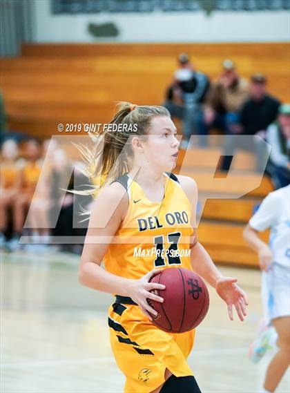 Thumbnail 2 in Valley Christian vs. Del Oro (Miramonte Showcase) photogallery.