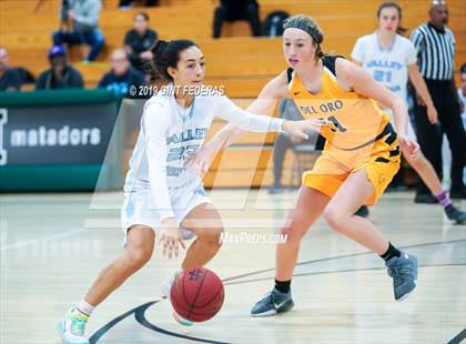 Thumbnail 2 in Valley Christian vs. Del Oro (Miramonte Showcase) photogallery.