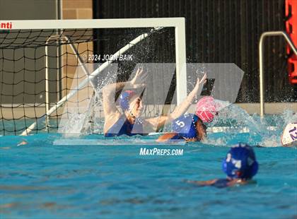 Thumbnail 3 in St. Ignatius College Preparatory vs Tamalpais (Tri-Valley Invitational) photogallery.