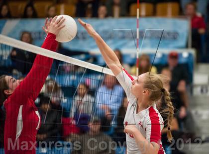 Thumbnail 1 in East Providence vs. Coventry (RIIL D1 Final) photogallery.