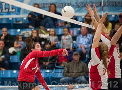 Thumbnail 2 in East Providence vs. Coventry (RIIL D1 Final) photogallery.