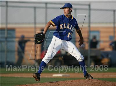 Thumbnail 1 in Klein vs. Georgetown (UIL 5A Texas Regional Quarterfinals) photogallery.
