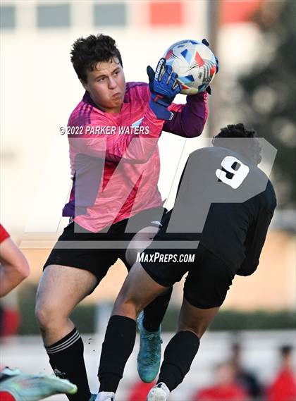 Thumbnail 1 in Bonnabel @ Archbishop Rummel photogallery.