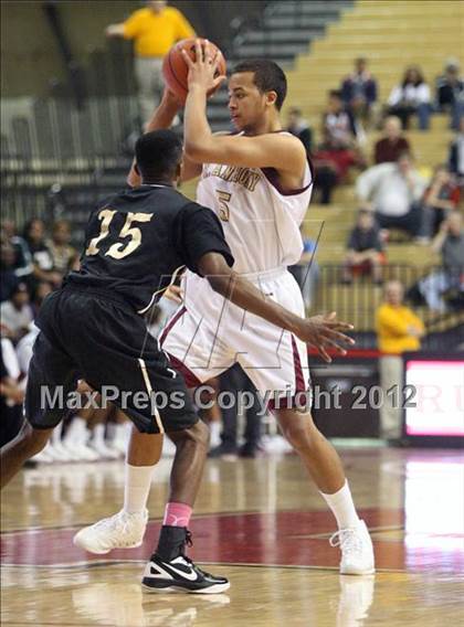 Thumbnail 2 in Hudson Catholic vs. St. Anthony (NJSIAA Non-Public North B Final) photogallery.