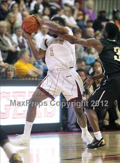 Thumbnail 2 in Hudson Catholic vs. St. Anthony (NJSIAA Non-Public North B Final) photogallery.