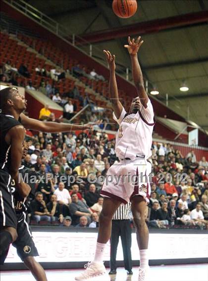 Thumbnail 2 in Hudson Catholic vs. St. Anthony (NJSIAA Non-Public North B Final) photogallery.
