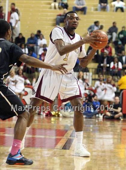 Thumbnail 2 in Hudson Catholic vs. St. Anthony (NJSIAA Non-Public North B Final) photogallery.