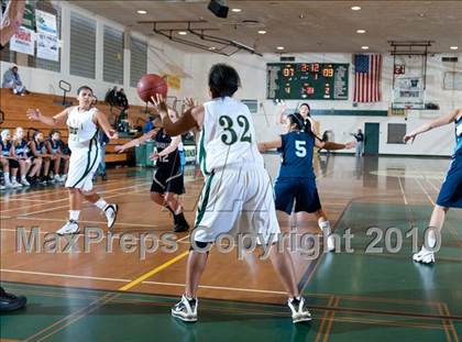 Thumbnail 1 in Camarillo @ Santa Barbara photogallery.