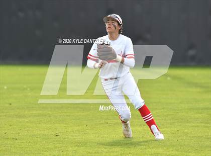 Thumbnail 2 in Bay Area Christian @ Fort Worth Christian (Texas Private School Classic) photogallery.