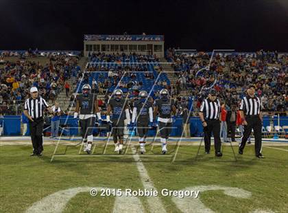 Thumbnail 3 in Mann @ Byrnes photogallery.
