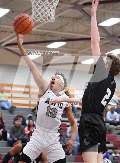 Thumbnail 1 in Guyer @ Wylie photogallery.