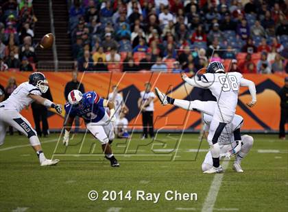 Thumbnail 2 in Cherry Creek vs. Valor Christian (CHSAA 5A Final) photogallery.