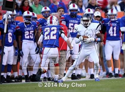 Thumbnail 3 in Cherry Creek vs. Valor Christian (CHSAA 5A Final) photogallery.