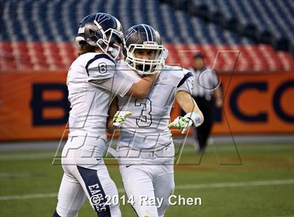 Thumbnail 3 in Cherry Creek vs. Valor Christian (CHSAA 5A Final) photogallery.