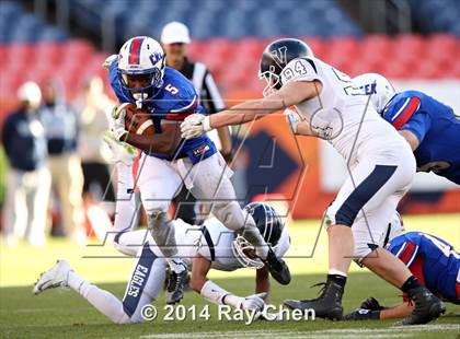 Thumbnail 3 in Cherry Creek vs. Valor Christian (CHSAA 5A Final) photogallery.