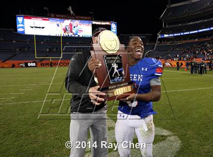 Thumbnail 1 in Cherry Creek vs. Valor Christian (CHSAA 5A Final) photogallery.