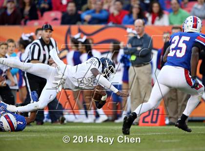 Thumbnail 3 in Cherry Creek vs. Valor Christian (CHSAA 5A Final) photogallery.