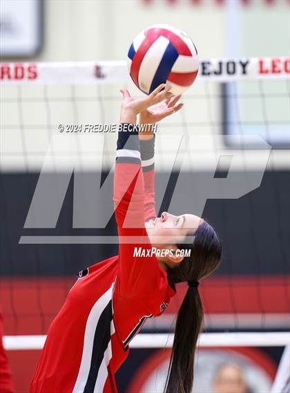 Thumbnail 3 in Melissa @ Lovejoy photogallery.