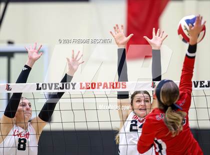 Thumbnail 1 in Melissa @ Lovejoy photogallery.