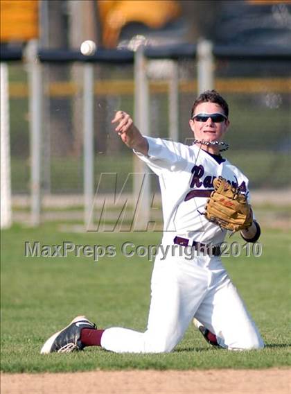 Thumbnail 2 in Murphysboro @ Benton photogallery.