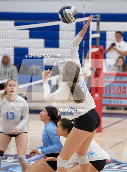 Thumbnail 3 in Soledad @ Hillsdale (CIF CCS D3 Quarterfinal) photogallery.
