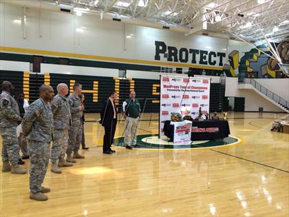 Thumbnail 3 in Griffin TOC Ceremony photogallery.