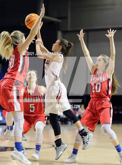 Thumbnail 1 in Rural Special vs. Norfolk (AAA 1A State Final) photogallery.