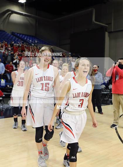 Thumbnail 3 in Rural Special vs. Norfolk (AAA 1A State Final) photogallery.